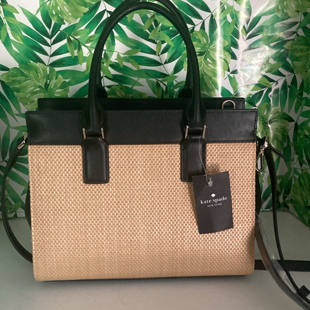 Kate Spade Handbag in Tan Raffia with Black Trim - Picture 4 of 9